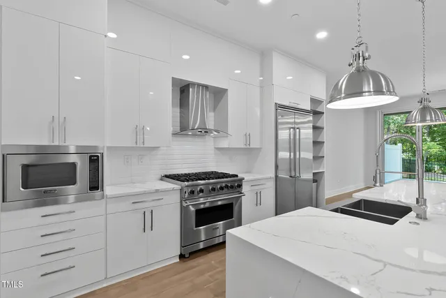 $667,000 | 4015 Southpoint Lndg Way, Unit 8, Durham, NC 27707