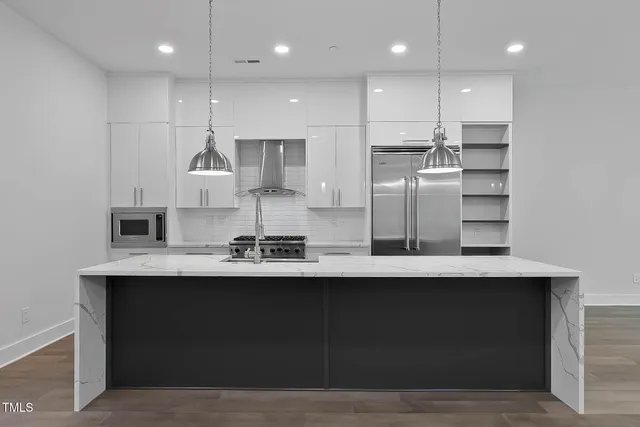 $667,000 | 4015 Southpoint Lndg Way, Unit 8, Durham, NC 27707