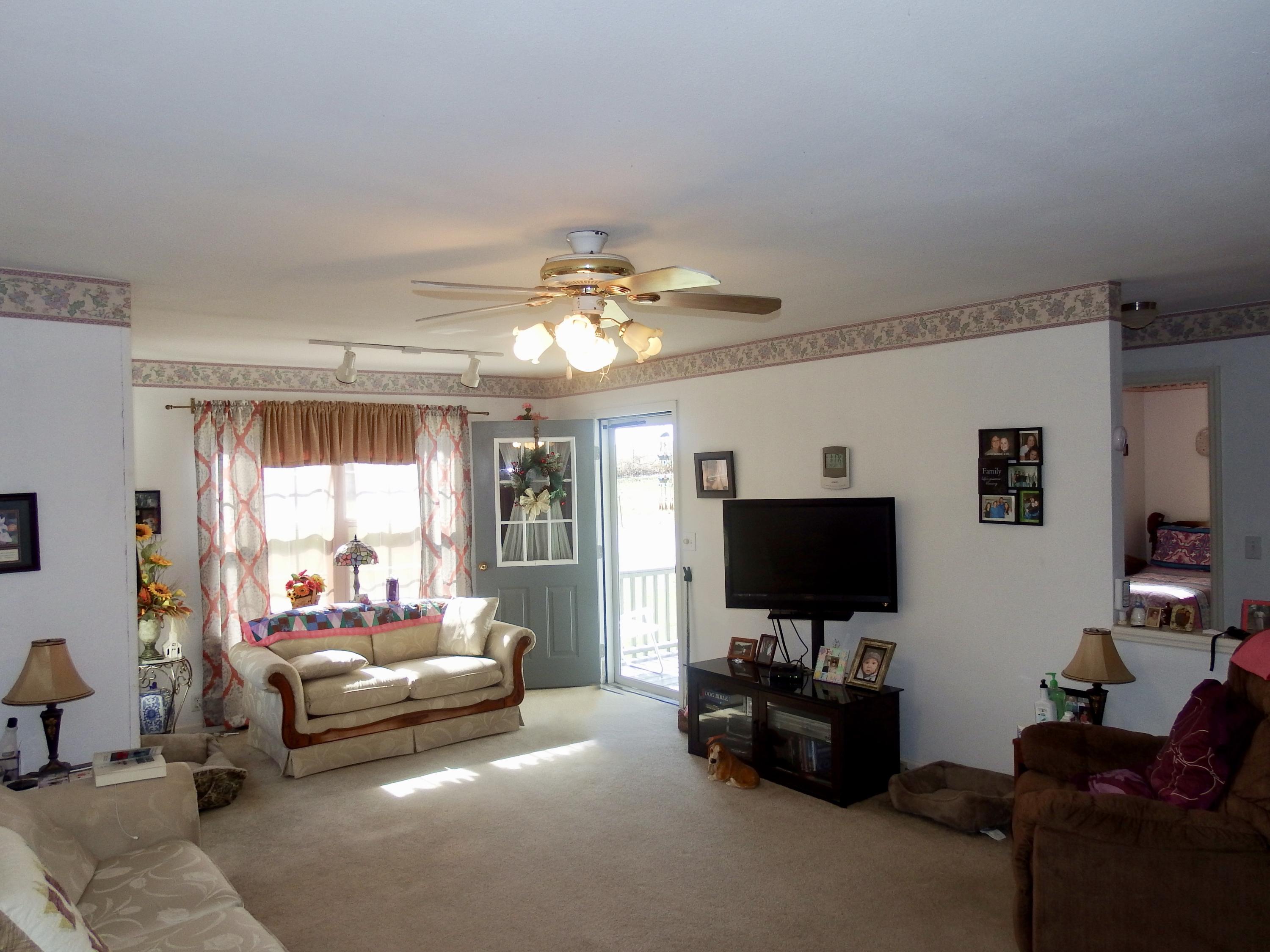 195 Reece Road Pikeville, TN 37367 - Photo 7 of 37 fullsizeoutput_1bb9