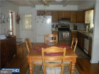 321 Brookhaven Road Brookhaven, PA 19015 - Photo 3 of 12