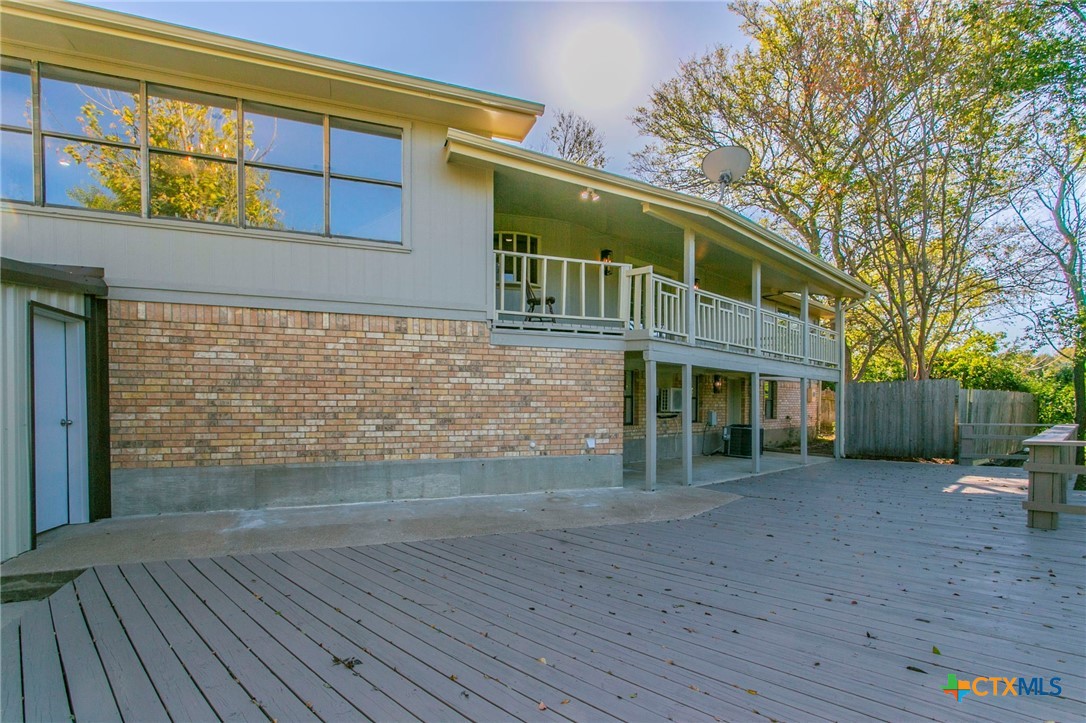 608 Ridgecrest Drive Salado, TX 76571 - Photo 36 of 43 a front view of a house with a garden