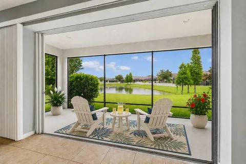 $549,900 | 17566 Buckingham Garden Drive, Lithia, FL 33547