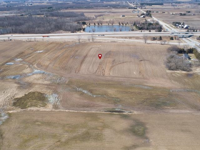 5813 Michigan Avenue Manitowoc, WI 54220 - Photo 4 of 7