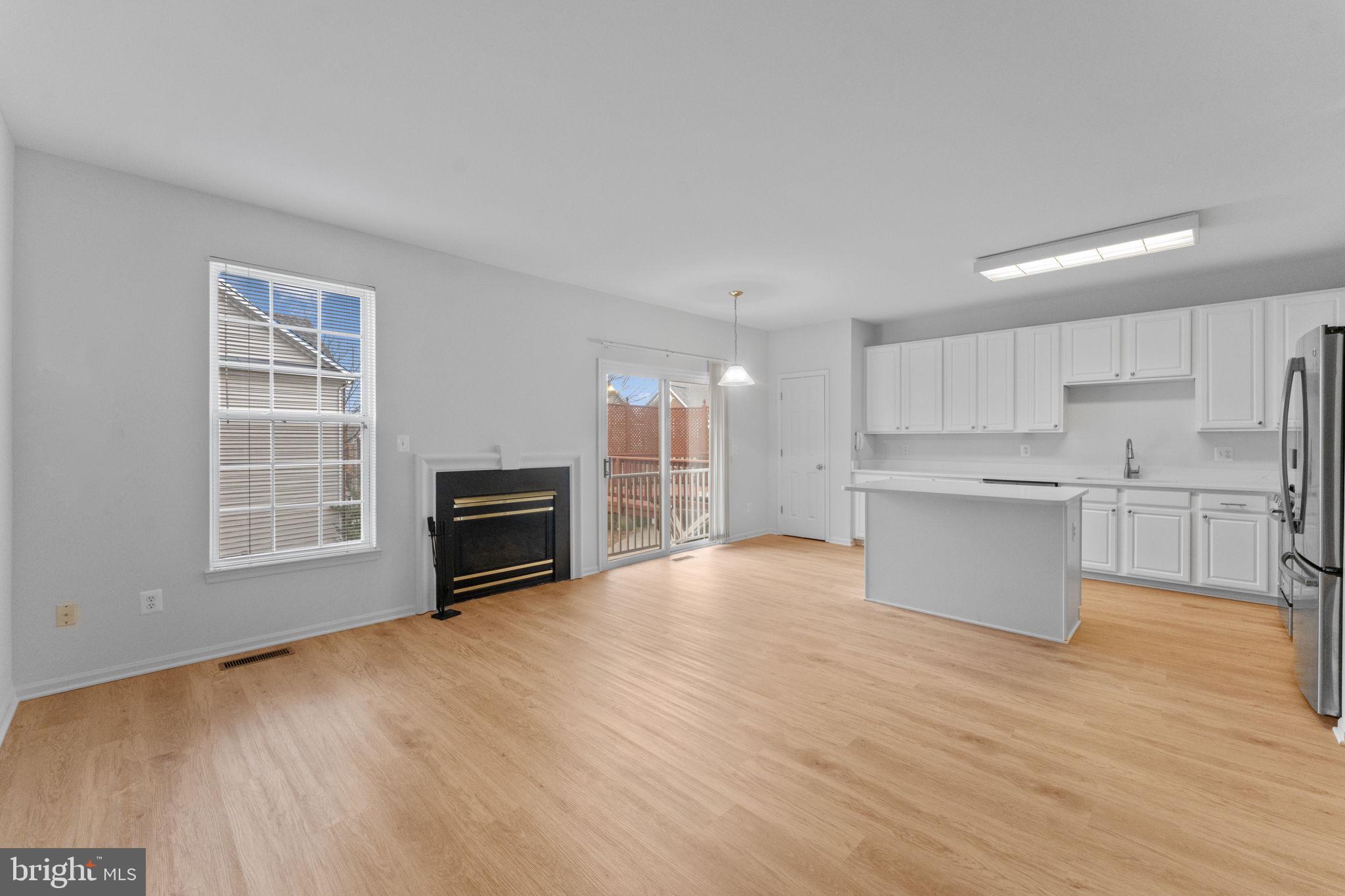 20831 Miranda Falls Square Sterling, VA 20165 - Photo 17 of 86