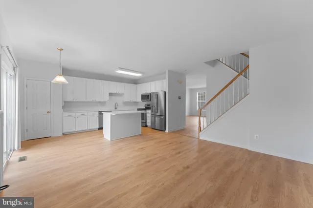 $699,900 | 20831 Miranda Falls Square, Sterling, VA 20165