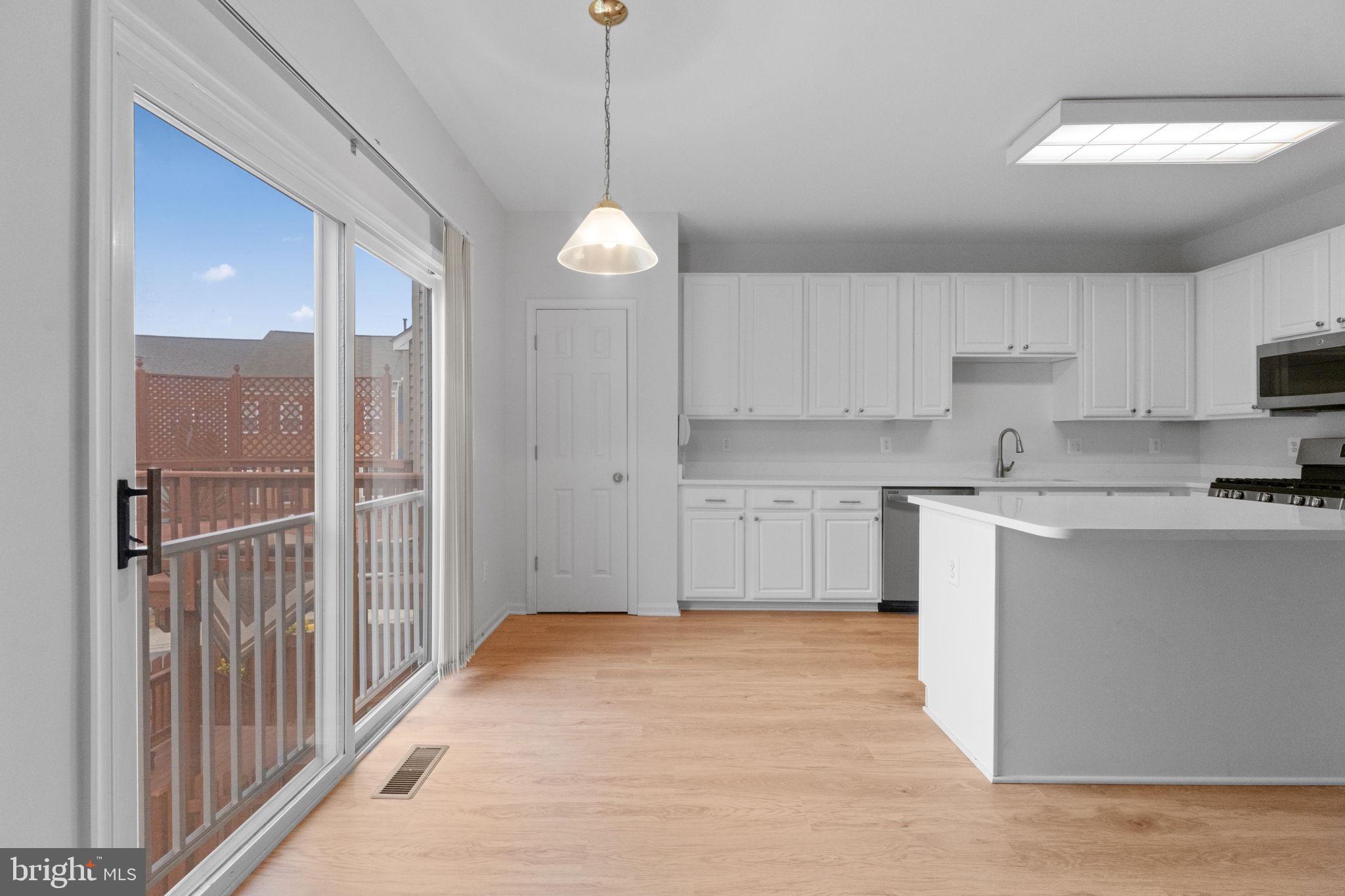 20831 Miranda Falls Square Sterling, VA 20165 - Photo 21 of 86