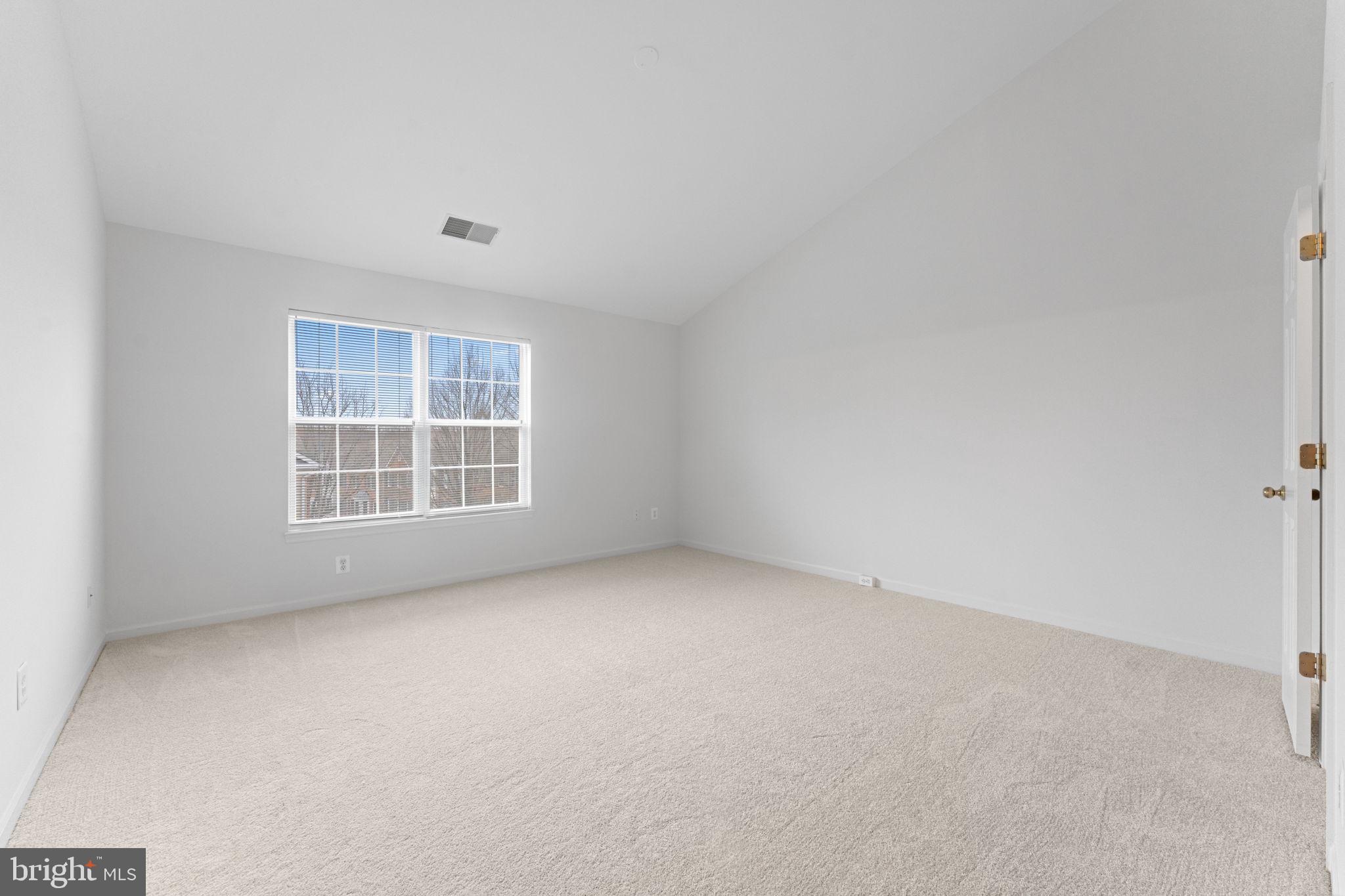 20831 Miranda Falls Square Sterling, VA 20165 - Photo 34 of 86