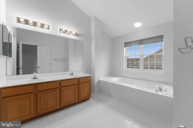 $699,900 | 20831 Miranda Falls Square, Sterling, VA 20165