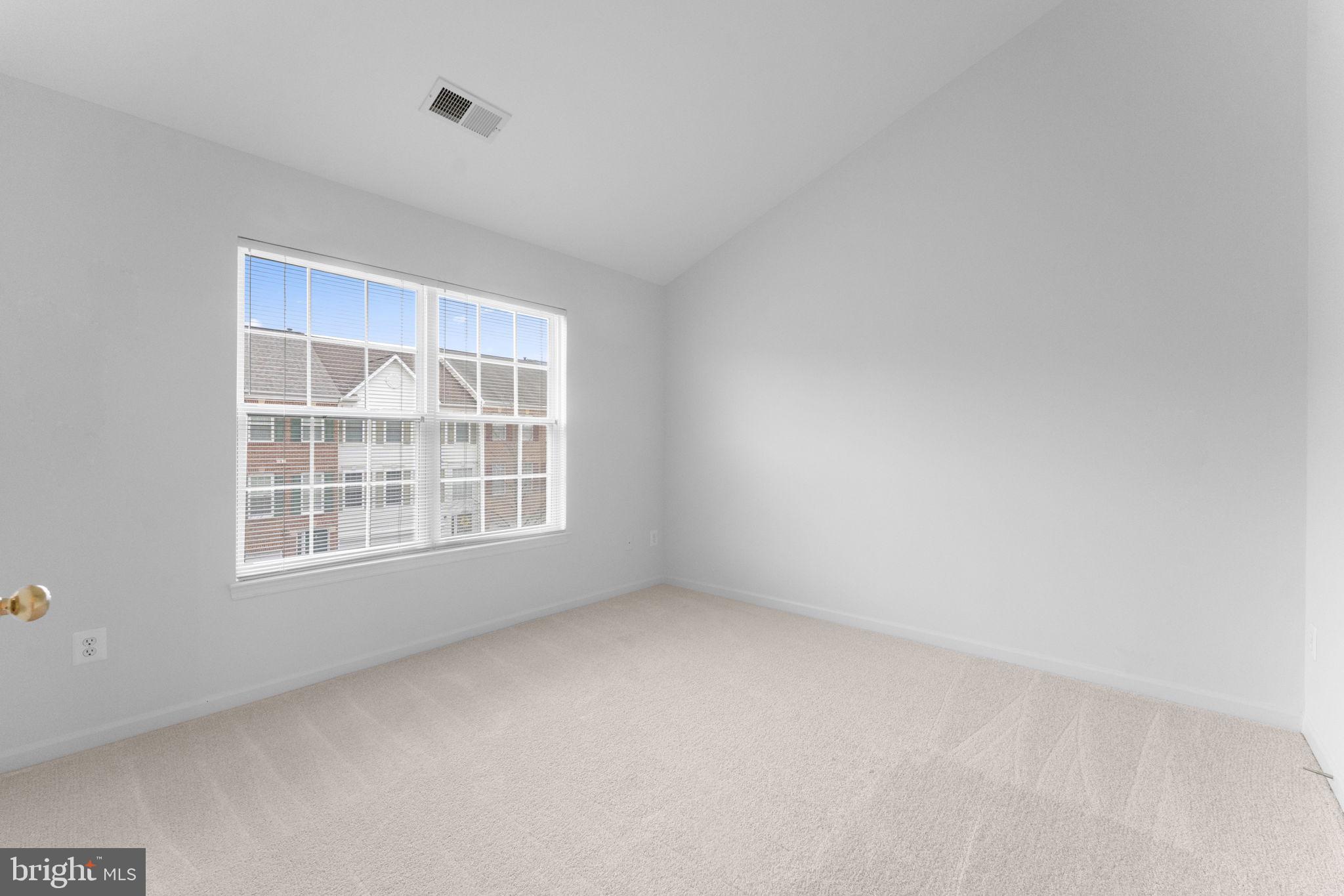 20831 Miranda Falls Square Sterling, VA 20165 - Photo 47 of 86