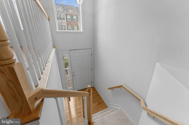 $699,900 | 20831 Miranda Falls Square, Sterling, VA 20165