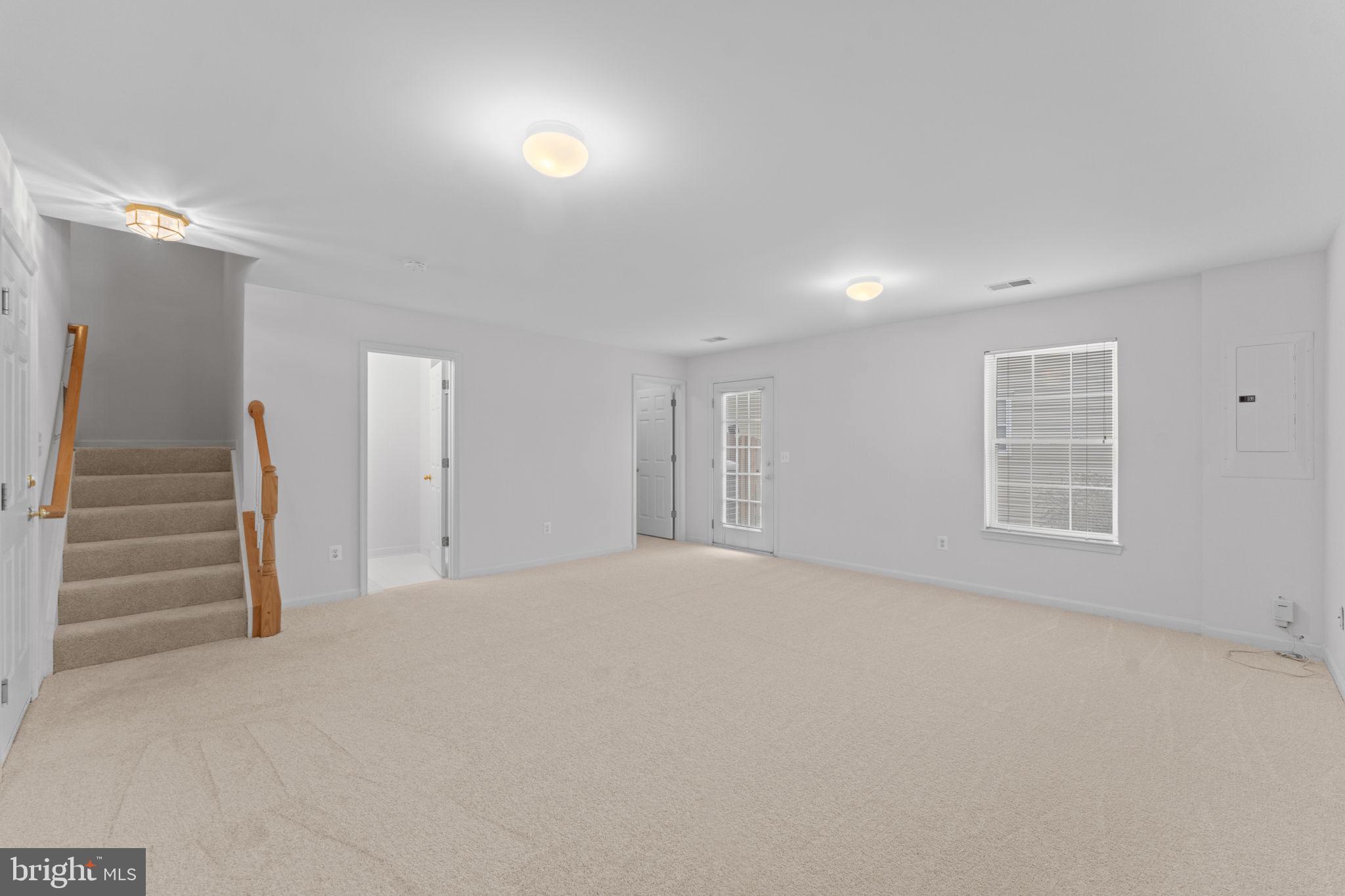 20831 Miranda Falls Square Sterling, VA 20165 - Photo 54 of 86