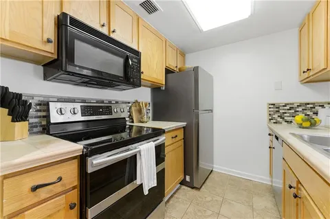 $175,000 | 1280 West Peachtree Street Northwest, Unit 2814, Atlanta, GA 30309