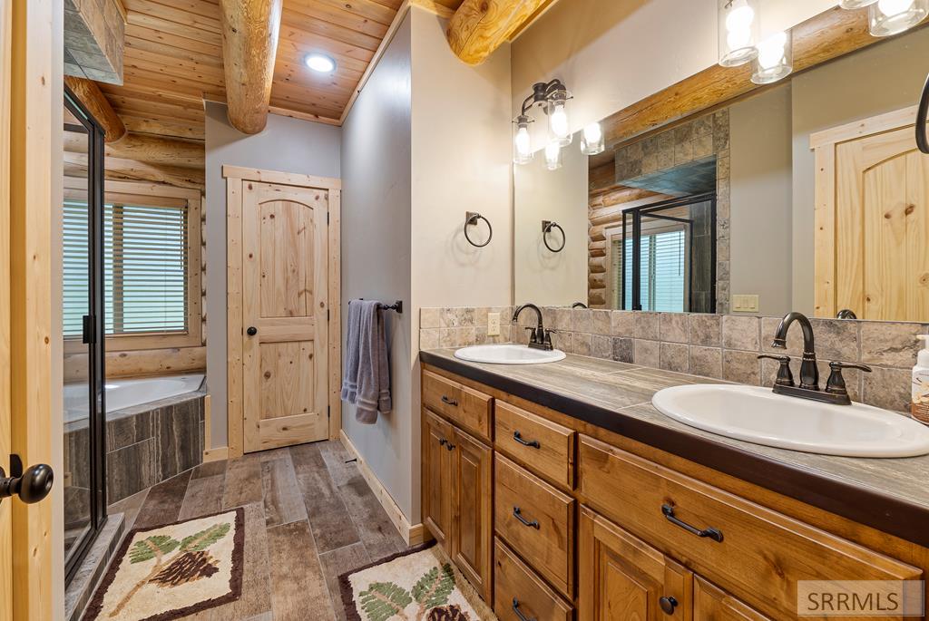 4354 Daltons Landing Ashton, ID 83420 - Photo 13 of 30