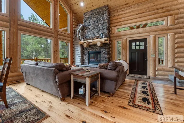 $1,099,000 | 4354 Daltons Landing, Ashton, ID 83420