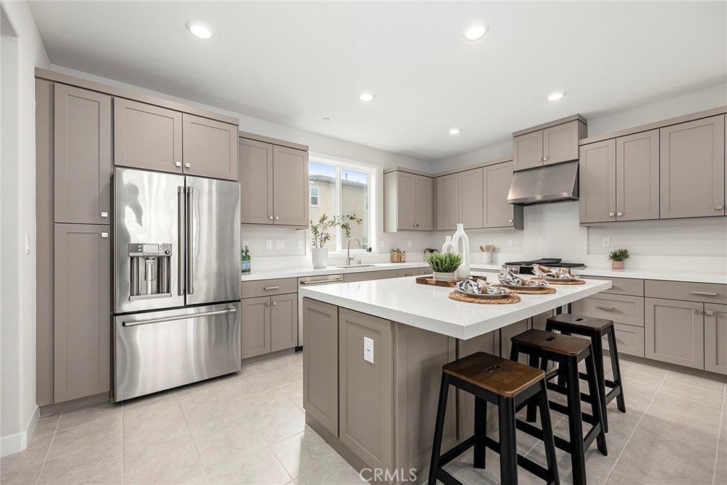 125 Pattern Irvine, CA 92618 - Photo 11 of 38