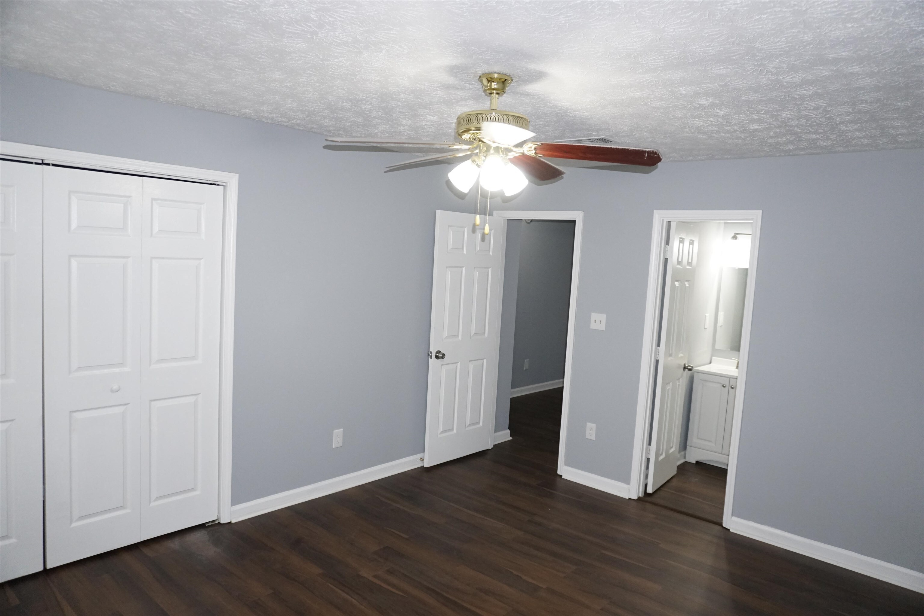 5489 South Park Place Atlanta, GA 30349 - Photo 26 of 37 a view of a livingroom with wooden floor