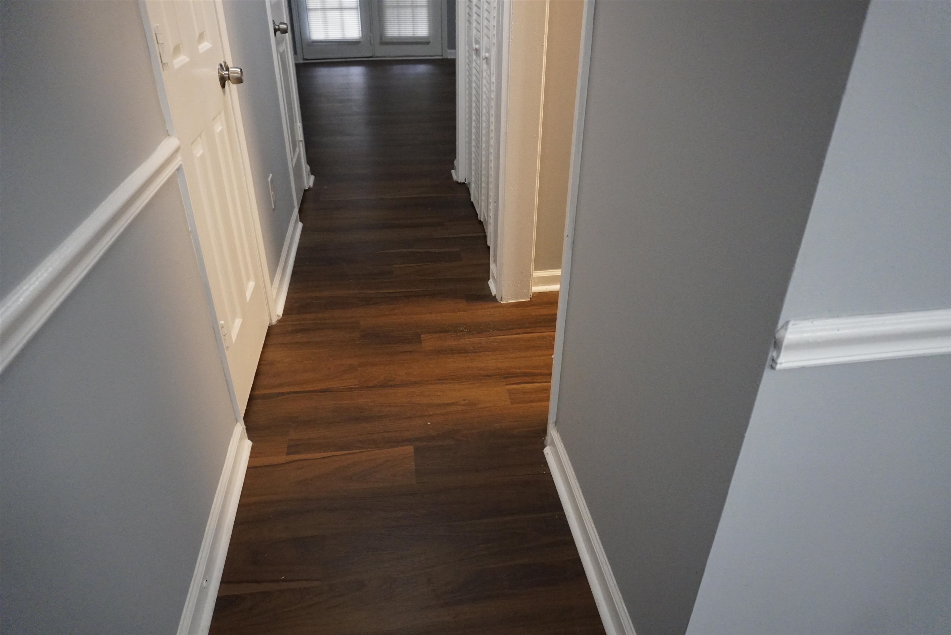 5489 South Park Place Atlanta, GA 30349 - Photo 8 of 37 a view of entryway and gallery