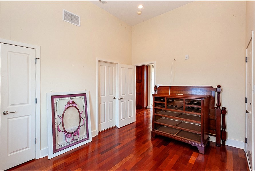 10 East Whittier Road, Unit 3 Strathmere, NJ 08248 - Photo 2 of 25 Gallery Image 2