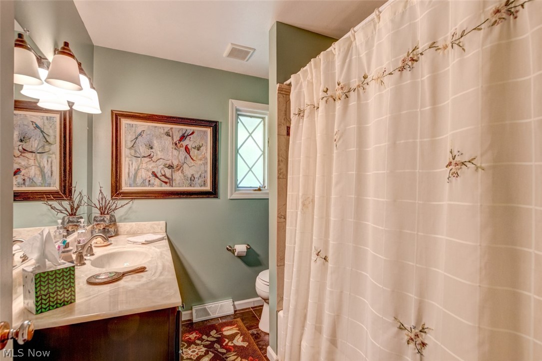 3026 Rockefeller Road Wickliffe, OH 44092 - Photo 17 of 25 Gallery Image 17