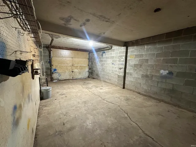 $164,500 | 131 Cooper Court, Ellettsville, IN 47429