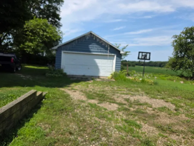 $185,000 | 13512 South 42nd Street, Vicksburg, MI 49097