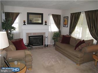 1 Millstone Road Princeton Junction, NJ 08550 - Photo 5 of 12 Living Room