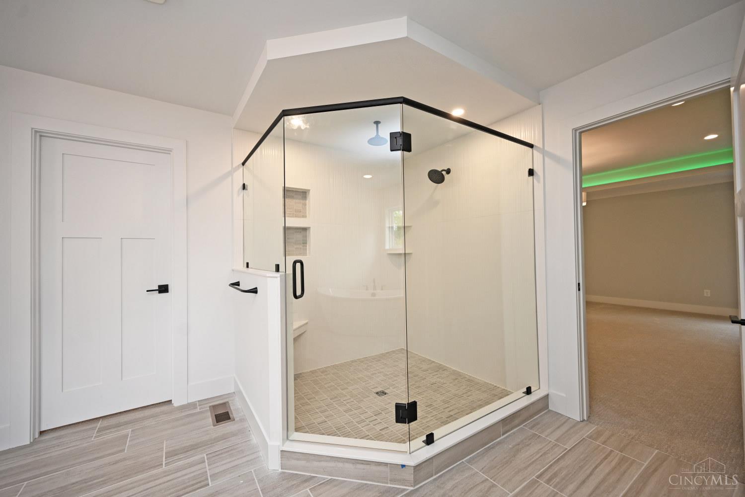 8639 Weller Road Montgomery, OH 45249 - Photo 40 of 61 Gallery Image 40