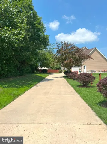 a view of outdoor space yard and entertaining space