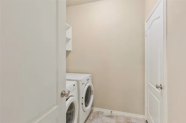 a view of utility room