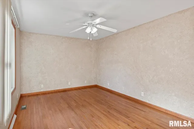 $268,500 | 117 Brookside Glen Drive, Sherman, IL 62684