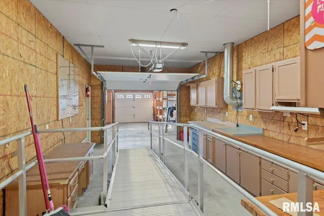 $268,500 | 117 Brookside Glen Drive, Sherman, IL 62684