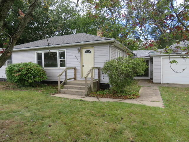 341 North 28th Street Springfield, MI 49037 - Photo 1 of 6 Front