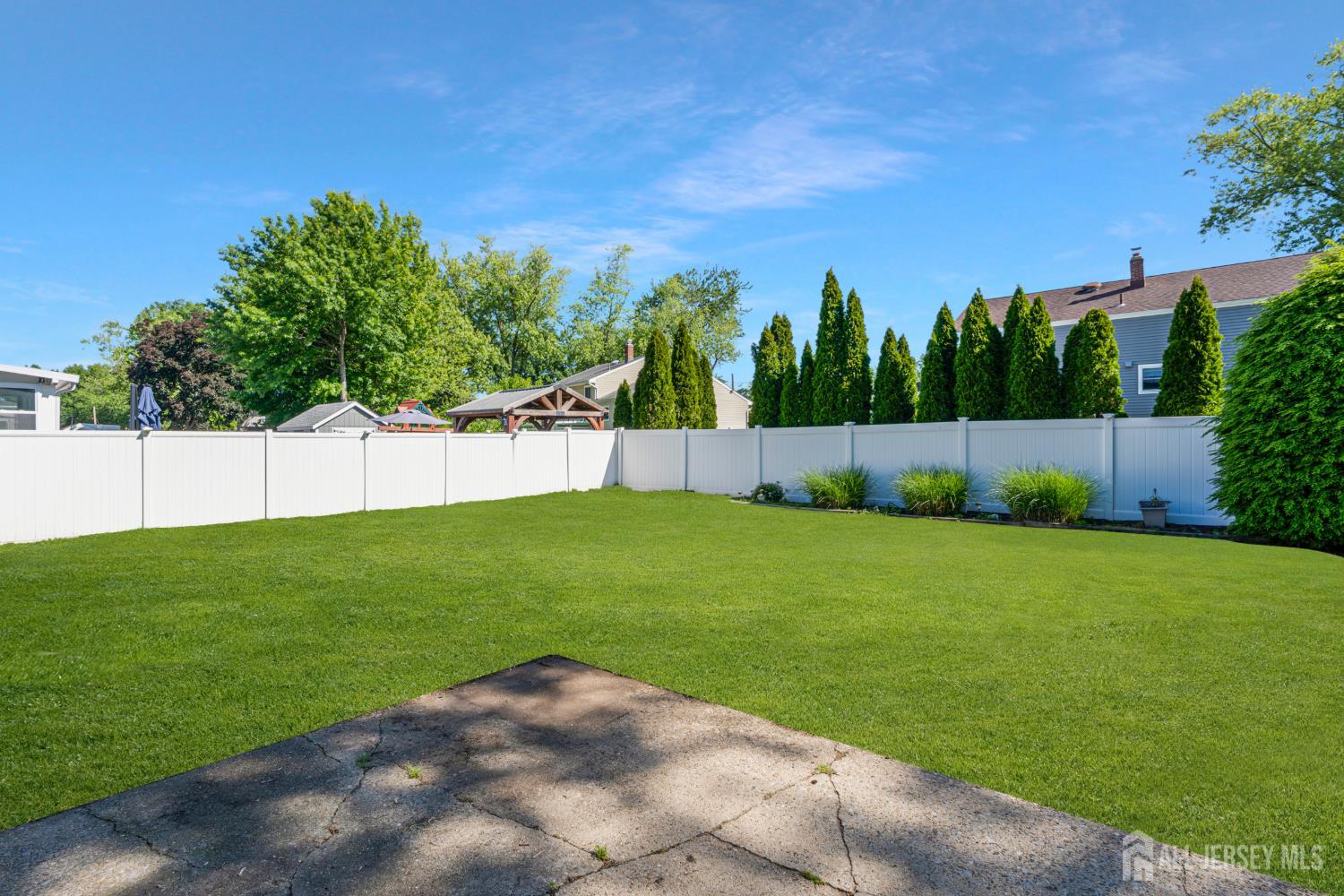 420 Decatur Avenue Middlesex, NJ 08846 - Photo 25 of 26
