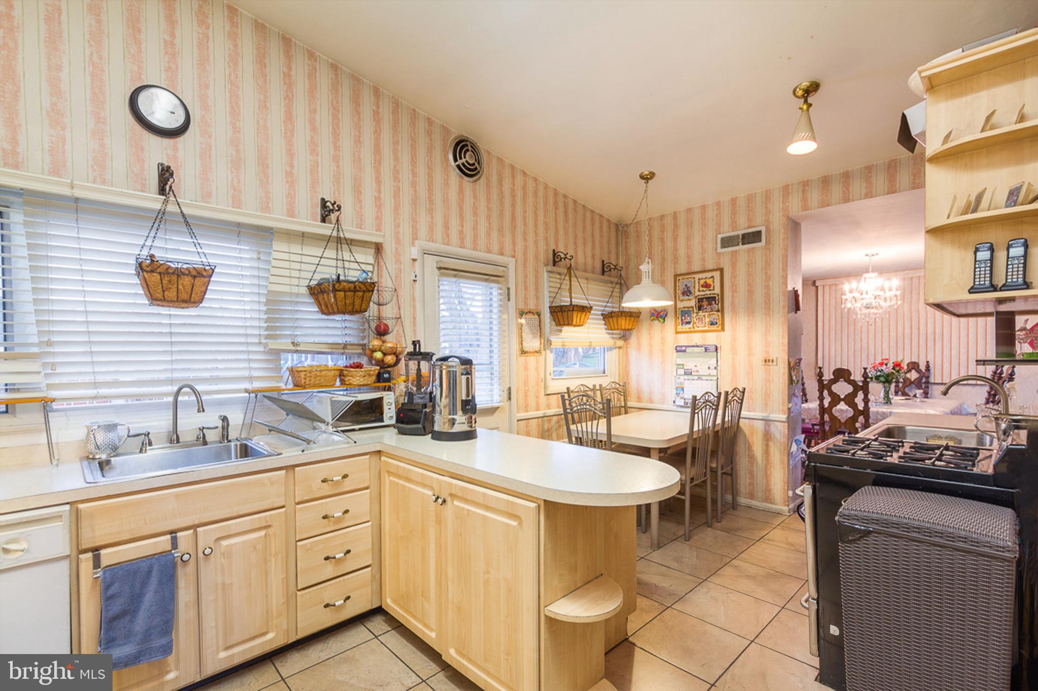 3100 Shelburne Road Baltimore, MD 21208 - Photo 8 of 20