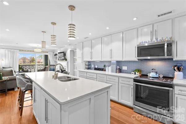 $515,000 | 18789 Vineyard Point Lane, Cornelius, NC 28031