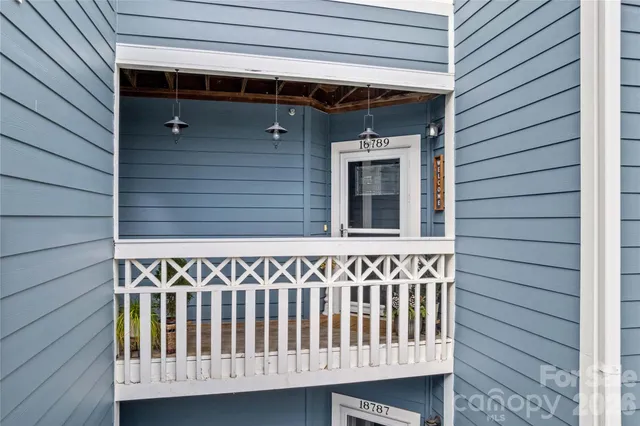 $549,000 | 18789 Vineyard Point Lane, Cornelius, NC 28031