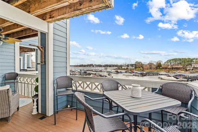 $549,000 | 18789 Vineyard Point Lane, Cornelius, NC 28031