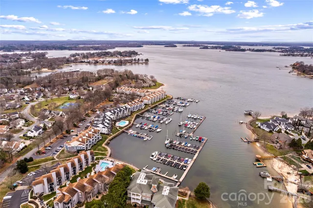 $549,000 | 18789 Vineyard Point Lane, Cornelius, NC 28031