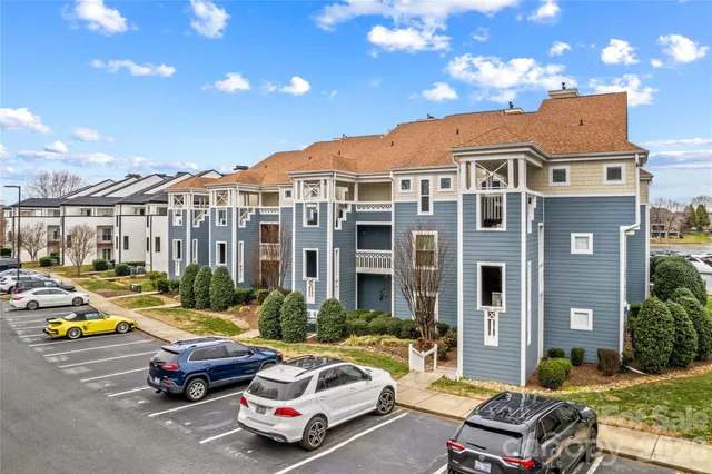 $549,000 | 18789 Vineyard Point Lane, Cornelius, NC 28031