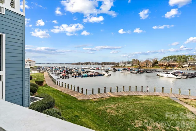 $549,000 | 18789 Vineyard Point Lane, Cornelius, NC 28031