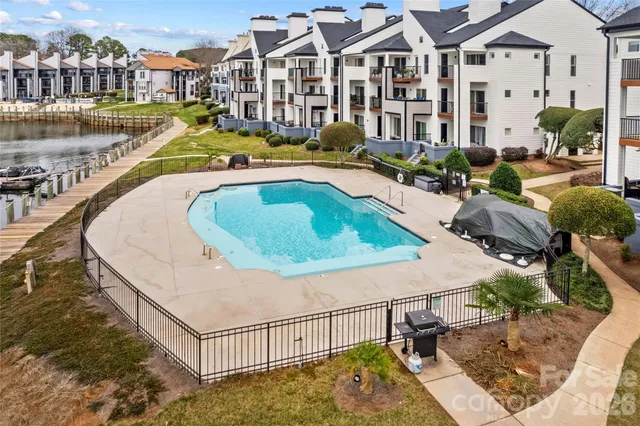 $549,000 | 18789 Vineyard Point Lane, Cornelius, NC 28031