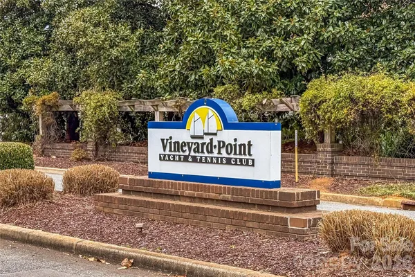 $515,000 | 18789 Vineyard Point Lane, Cornelius, NC 28031