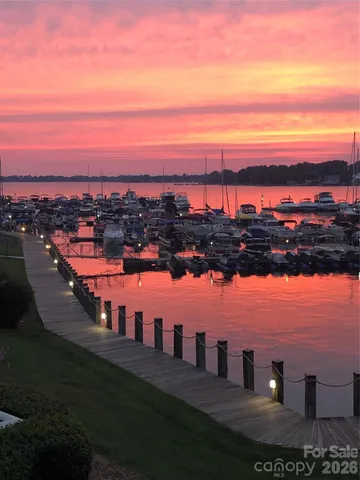 $549,000 | 18789 Vineyard Point Lane, Cornelius, NC 28031