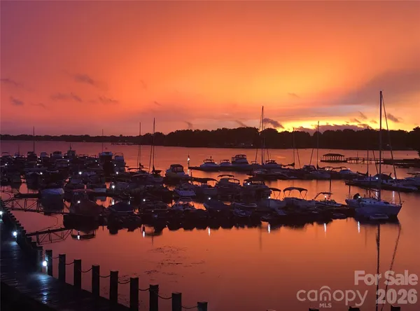 $515,000 | 18789 Vineyard Point Lane, Cornelius, NC 28031