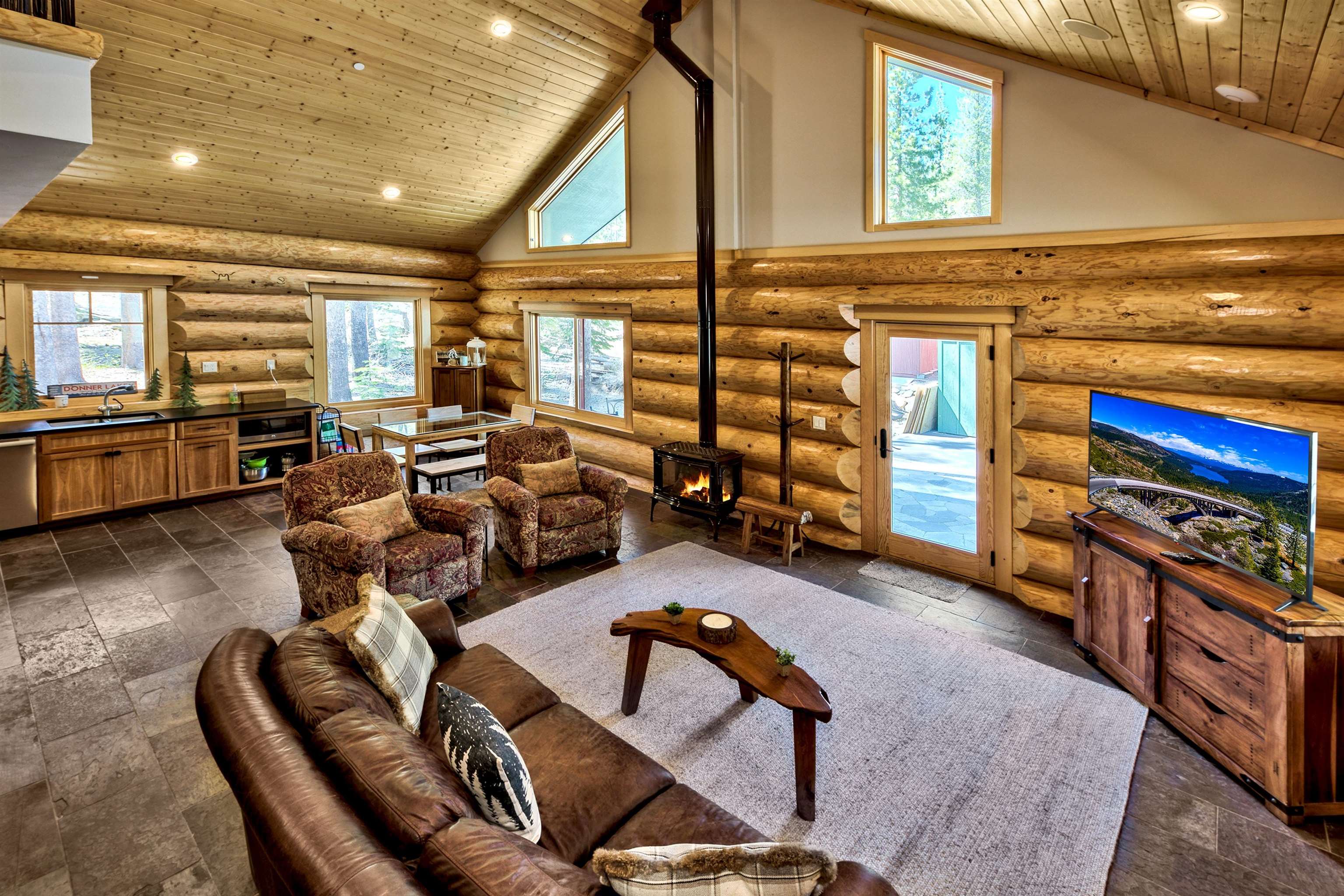 10515 Washoe Road Truckee, CA 96161 - Photo 8 of 21 Gallery Image 8