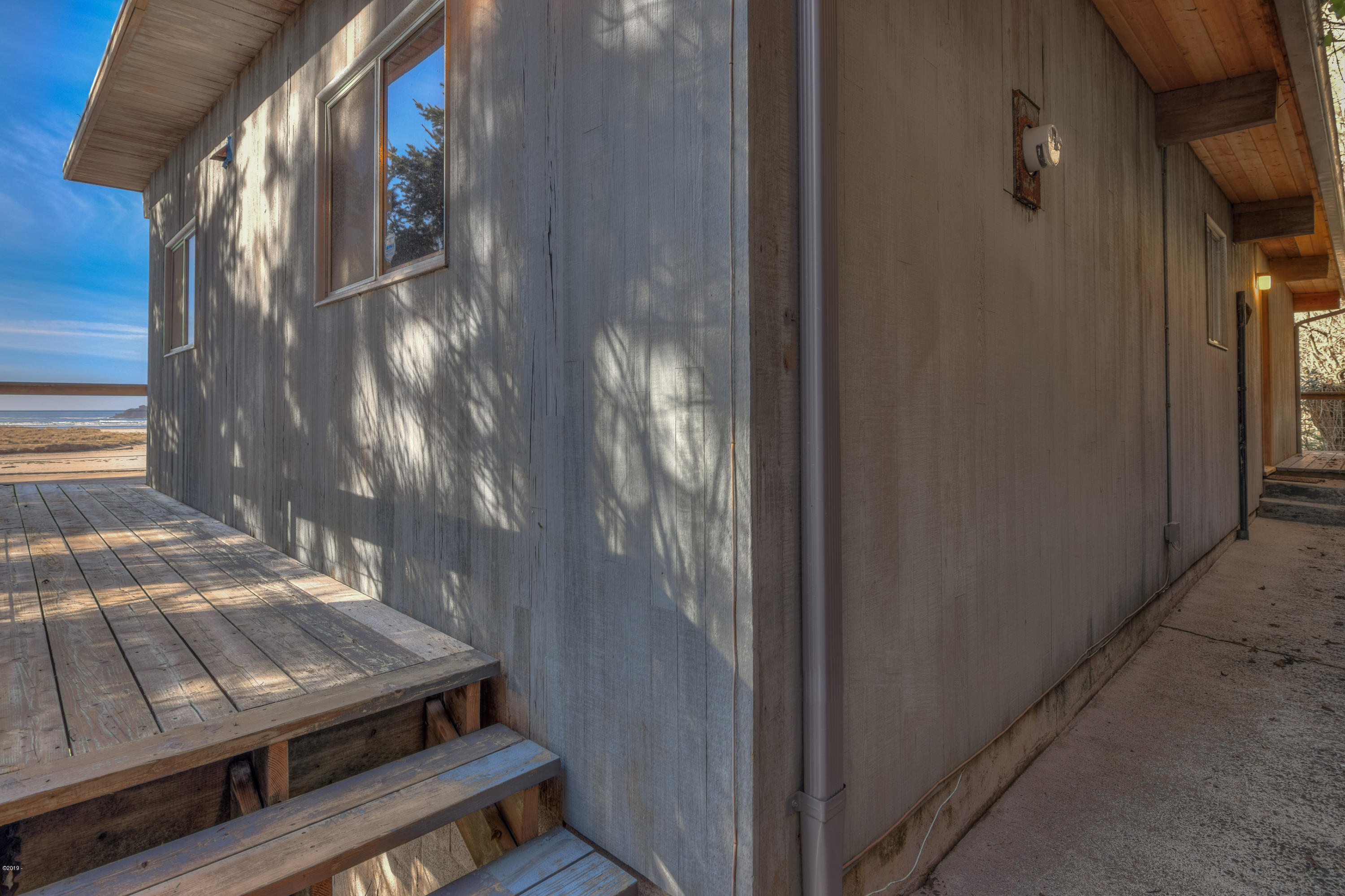 2530 Savage Road Otis, OR 97368 - Photo 6 of 30 Entry