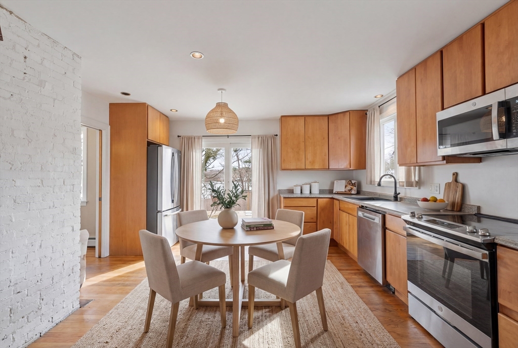 224 Echo Cove Road Hamilton, MA 01982 - Photo 7 of 28