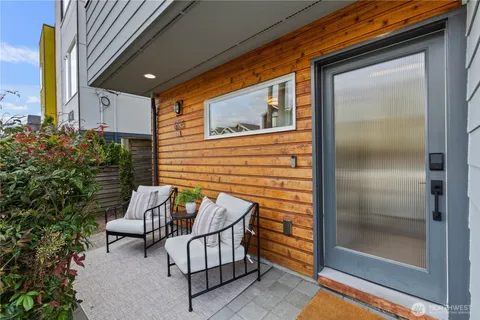 $1,075,000 | 6735 Alonzo Avenue Northwest, Unit A, Seattle, WA 98117