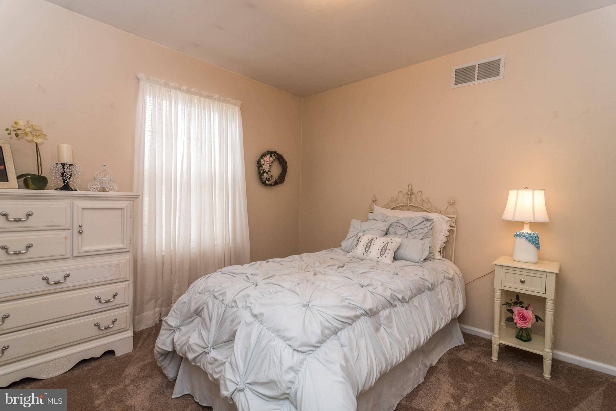 4 Woodly Road Royersford, PA 19468 - Photo 23 of 37 Bedroom