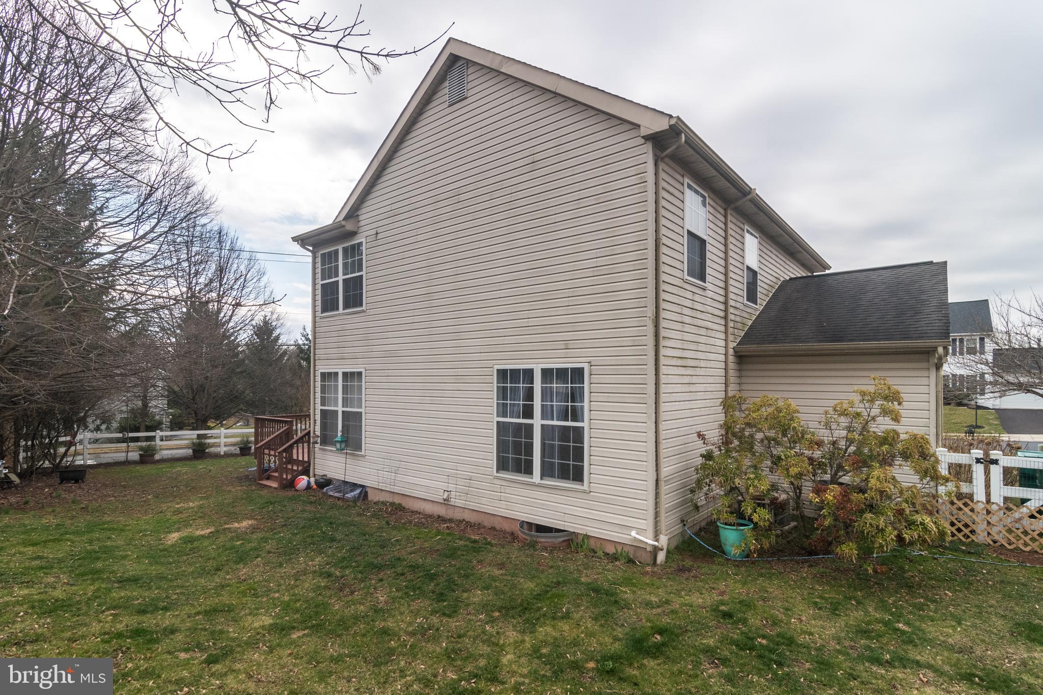 4 Woodly Road Royersford, PA 19468 - Photo 37 of 37 Side View
